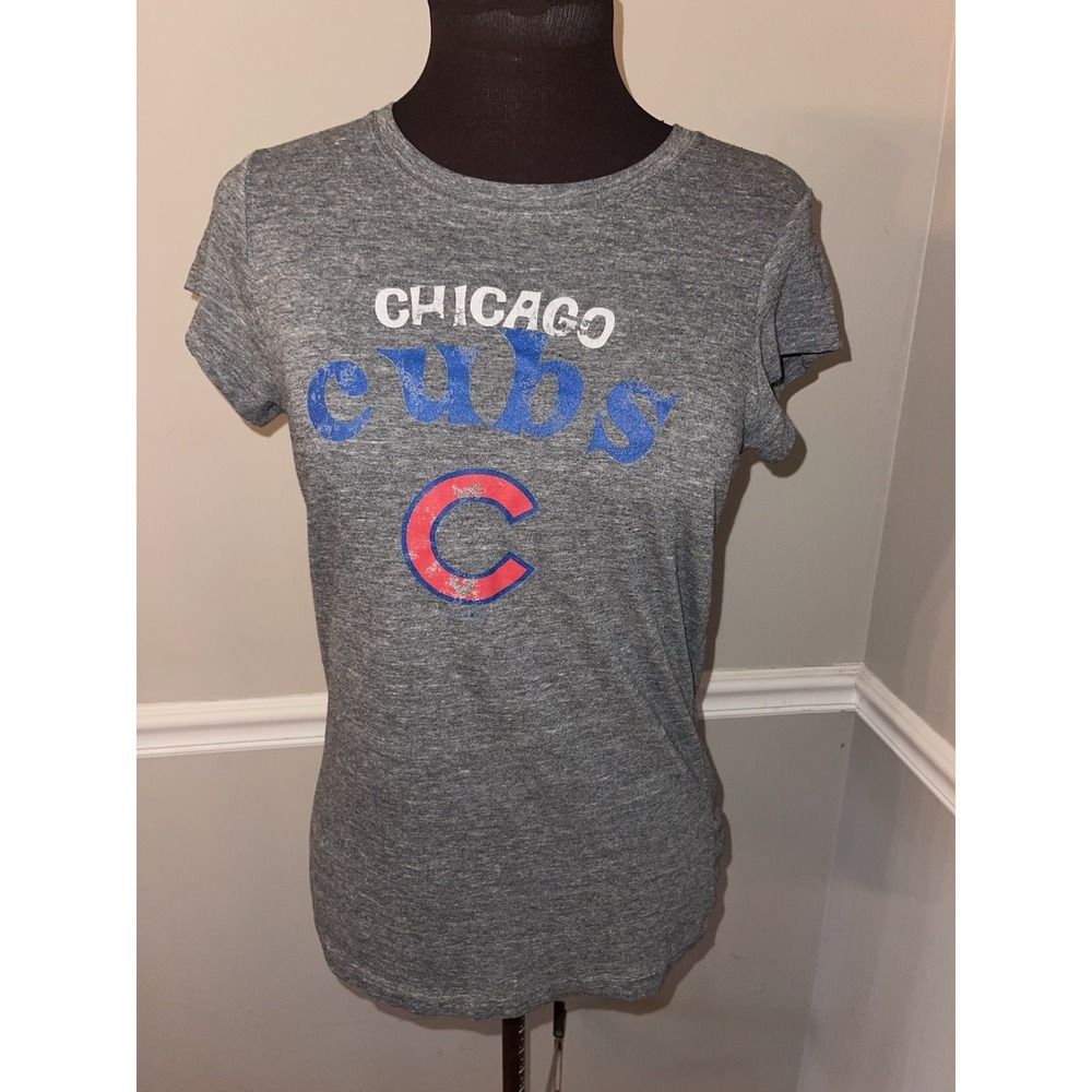5th & Ocean Chicago‎ Cubs Gray T Shirt Sz XL Juniors